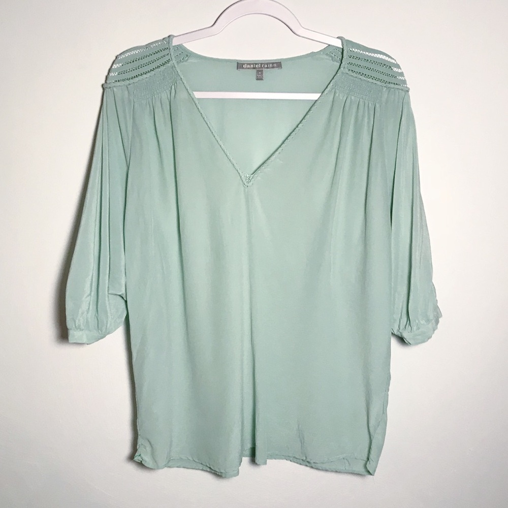 💫 3/$12 Daniel Rainn | Mint green boho blouse